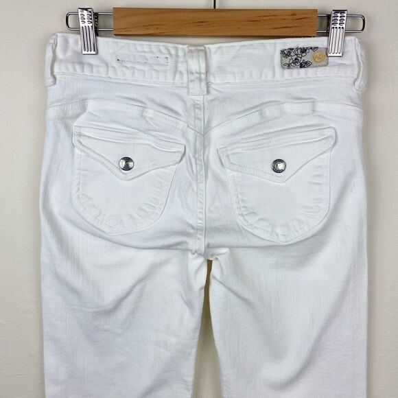 AG Adriano Goldschmied ‘The Byblos’ Flare Leg Modern White Jeans - Picture 5 of 7